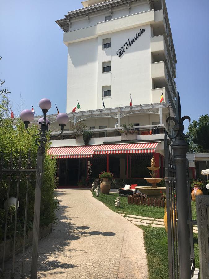 Hotel De Amicis Riccione Exterior foto